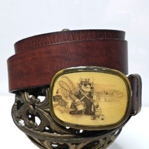 Vintage 1970s Comical Brass Cartoon Man Fisherman Leather Belt & Buckle 36